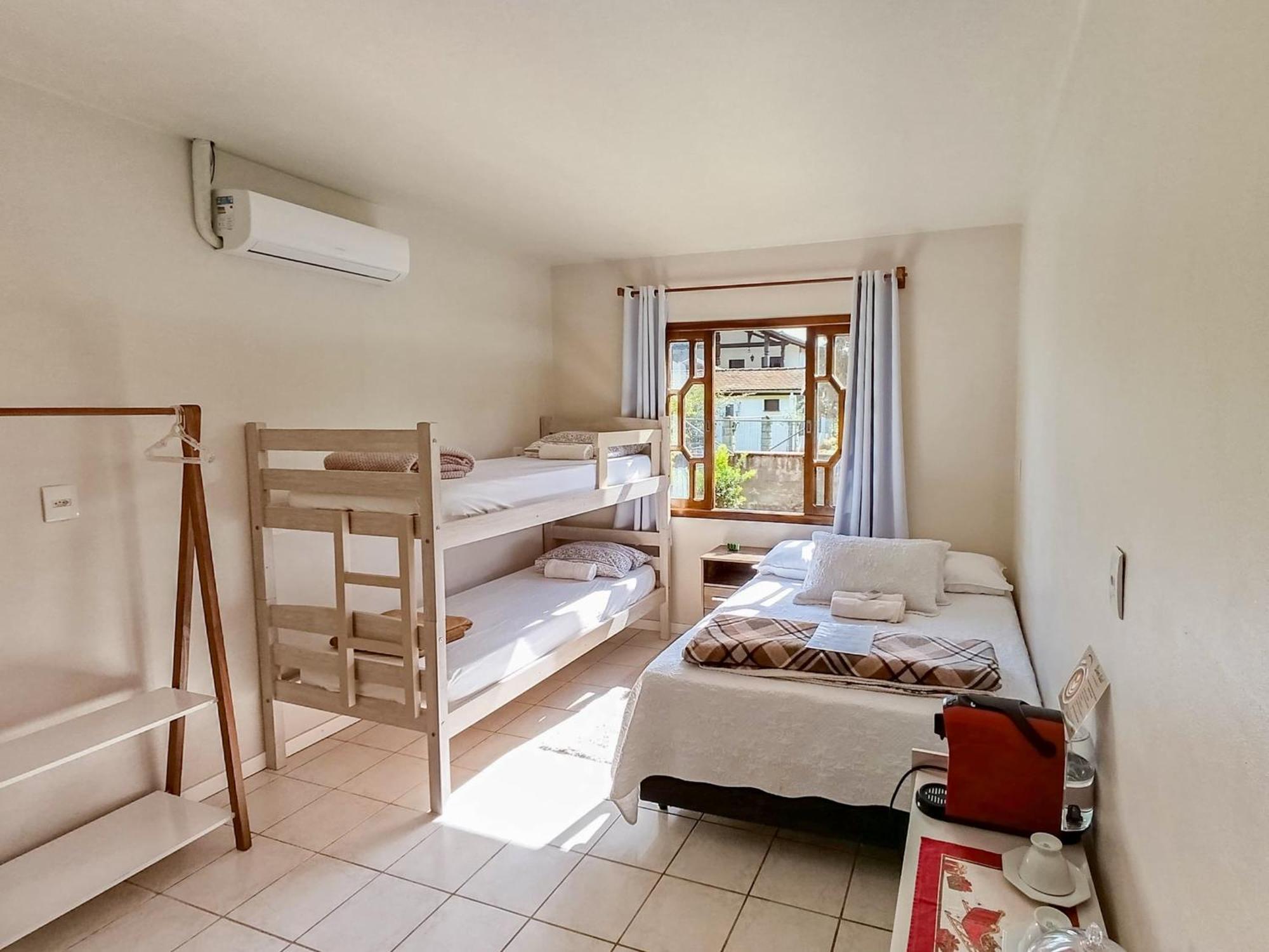 Quarto Aconchego 345 Ao Lado Alles Park Помероди Екстериор снимка